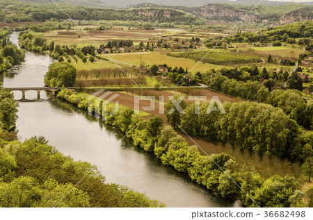 River Dordogne and fields planted near Domme 36682498