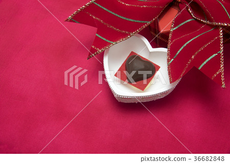 Valentine gift image heart 36682848