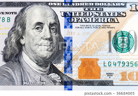 Macro shot of a brand new one hundred dollar bill 36684005