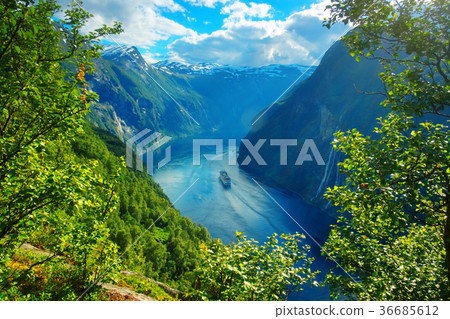 Breathtaking view of Sunnylvsfjorden fjord Breathtaking view of Sunnylvsfjorden fjord 36685612