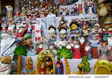 Souvenir shop at the market in Moscow, Russia Souvenir shop at the market in Moscow, Russia 36686647