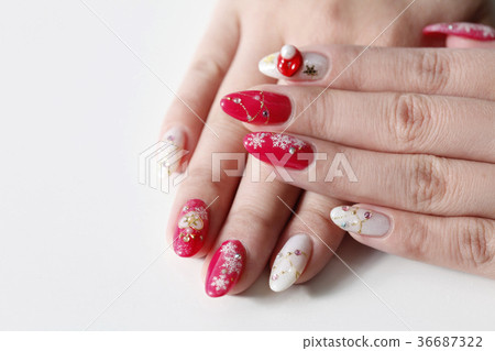 Nail art winter crystals 36687322