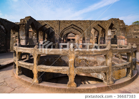 Mandu India, afghan ruins of islam kingdom 36687383