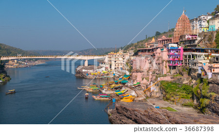 Omkareshwar cityscape, India 36687398