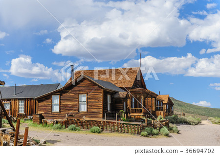 Ruined Houses in an American Ghost Town 36694702
