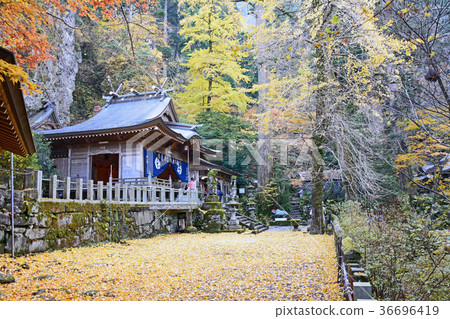 Takasumi Shrine 36696419