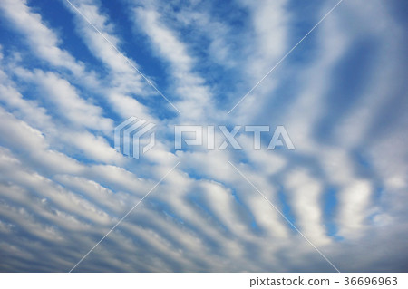 Wavy cloud Wavy cloud 36696963