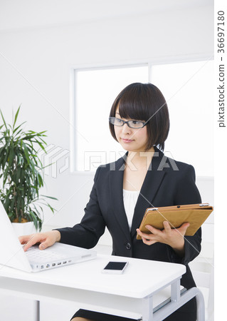 女商人辦公室少婦 36697180
