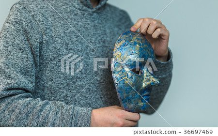 戴著面具的男人 36697469