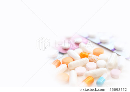 Medical image 36698552