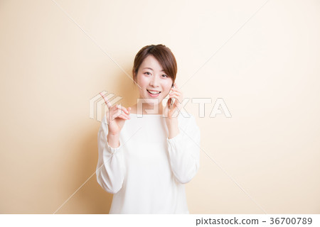 Female portrait 36700789