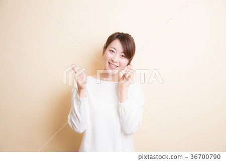 女性肖像 36700790