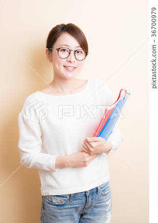 女性肖像 36700979