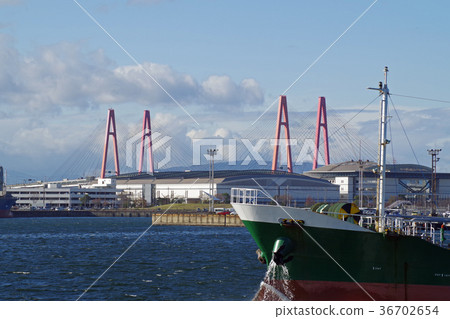 Ship's bow and Meiko Nishi Ohashi Ship's bow and Meiko Nishi Ohashi 36702654