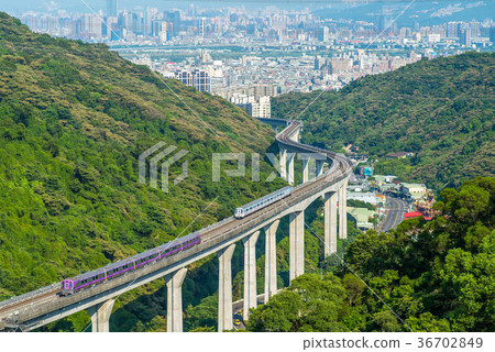 Taoyuan International Airport MRT 36702849