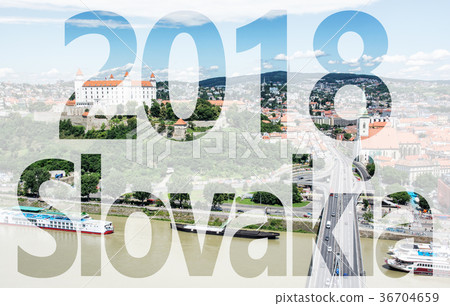 Castle and Saint Martin's cathedral, PF 2018 36704659