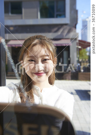 女服務員，專業 36710899