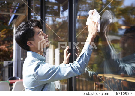 服務員，咖啡師，專業 36710959