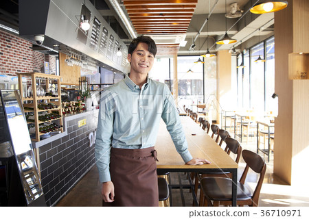 服務員，咖啡師，專業 36710971