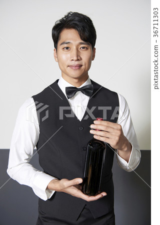 Waiter, sommelier, professional Waiter, sommelier, professional 36711303