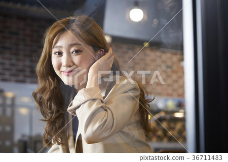 Young woman, Korean, Cafe Young woman, Korean, Cafe 36711483