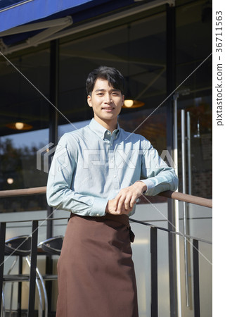 Waiter, barista, professional 36711563
