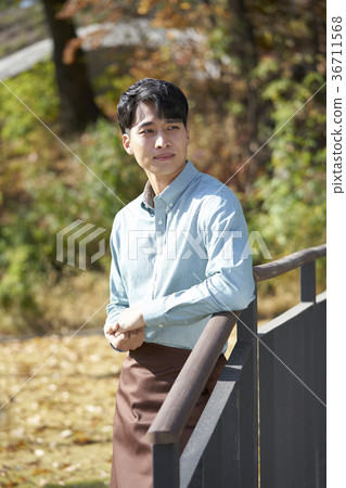 服務員,咖啡師,專業 服務員,咖啡師,專業 36711568