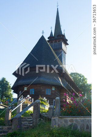 Image of wooden Biserica Sf. Nicolae in Maramures 36713653