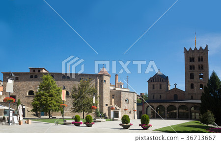 Benedictine Monastery of Santa Maria de Ripoll, Catalonia Benedictine Monastery of Santa Maria de Ripoll, Catalonia 36713667