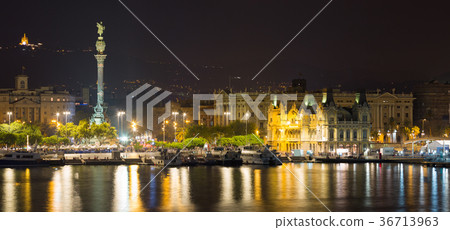 Barcelona Port with Columbus statue in night Barcelona Port with Columbus statue in night 36713963