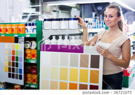 woman customer in housewares hypermarket. woman customer in housewares hypermarket. 36721075