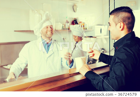 client buying take-away food 36724579