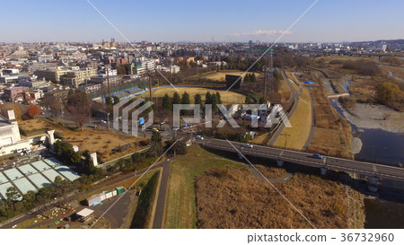 用無人機（東京立川市）從空中拍攝的“小橋橋市立立體育場” 36732960