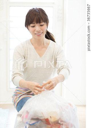 拿出垃圾 36735667