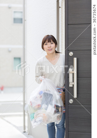 拿出垃圾 36735674