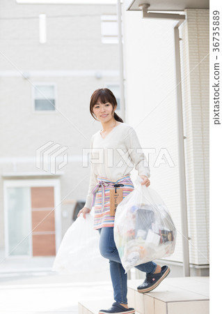 Take out trash 36735889