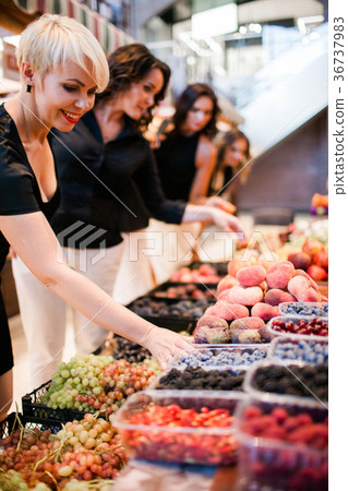 revision work team partners fruits concept 36737983