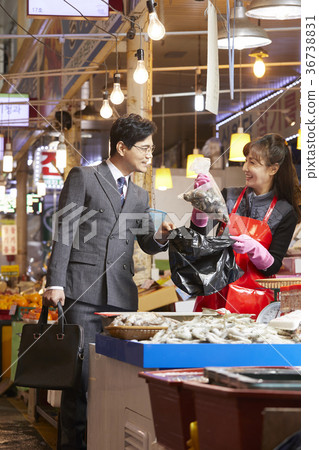 Businessmen, Market, Shopping 36738831