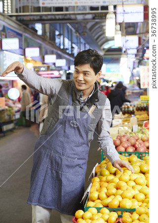 中年，商人，傳統市場 36738995