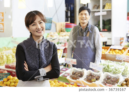 中年，商人，傳統市場 36739167