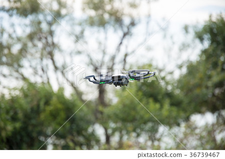 小無人機飛行 36739467