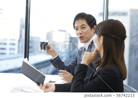 Business person 36742213