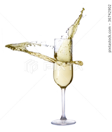 Glass of champagne 36742902