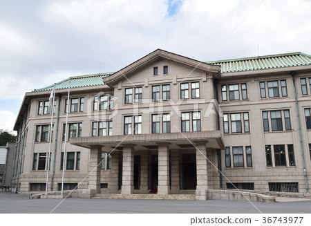 皇室機構 36743977