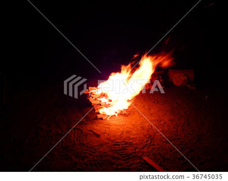 campfire  36745035