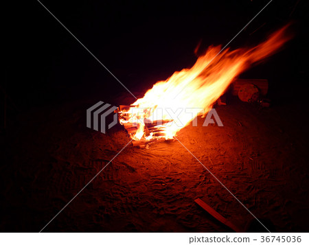 campfire  36745036