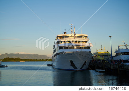 斐濟丹娜拉港 36746428