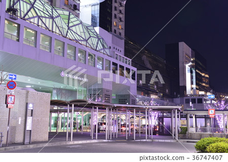 在京都駐地前面的夜都市風景 36747407