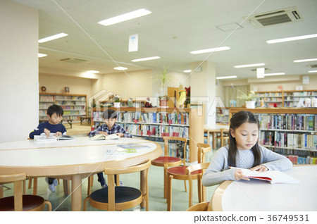 primary school 36749531