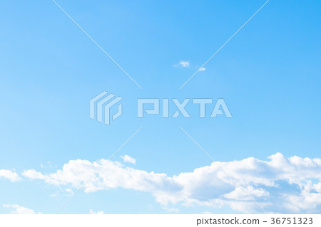 Winter sky Autumn sky Common sky and clouds White clouds and blue sky Background material Copy space Letter space Winter sky Autumn sky Common sky and clouds White clouds and blue sky Background material Copy space Letter space 36751323